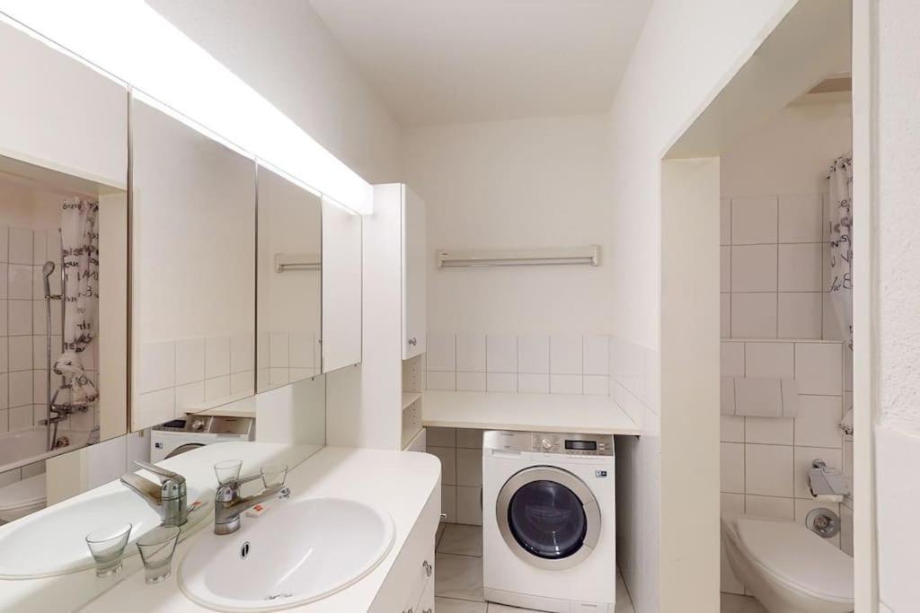 Executive 1 Bedroom Flat, City Center Цюрих Экстерьер фото