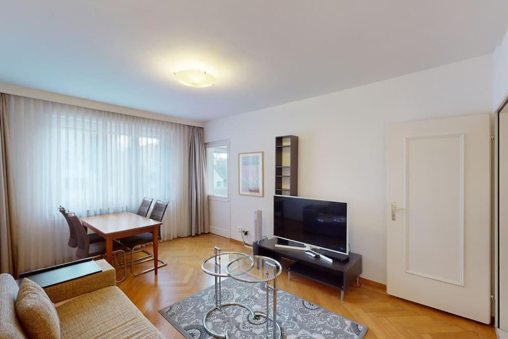 Executive 1 Bedroom Flat, City Center Цюрих Экстерьер фото